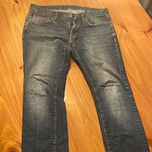 John Varvatos slightly used slim straight 32x32 jeans.